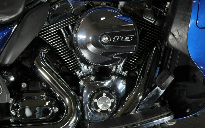 2016 Harley-Davidson® FLHTCU Electra Glide® Ultra Classic™