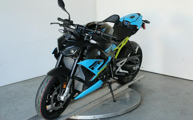 2026 BMW S 1000 R