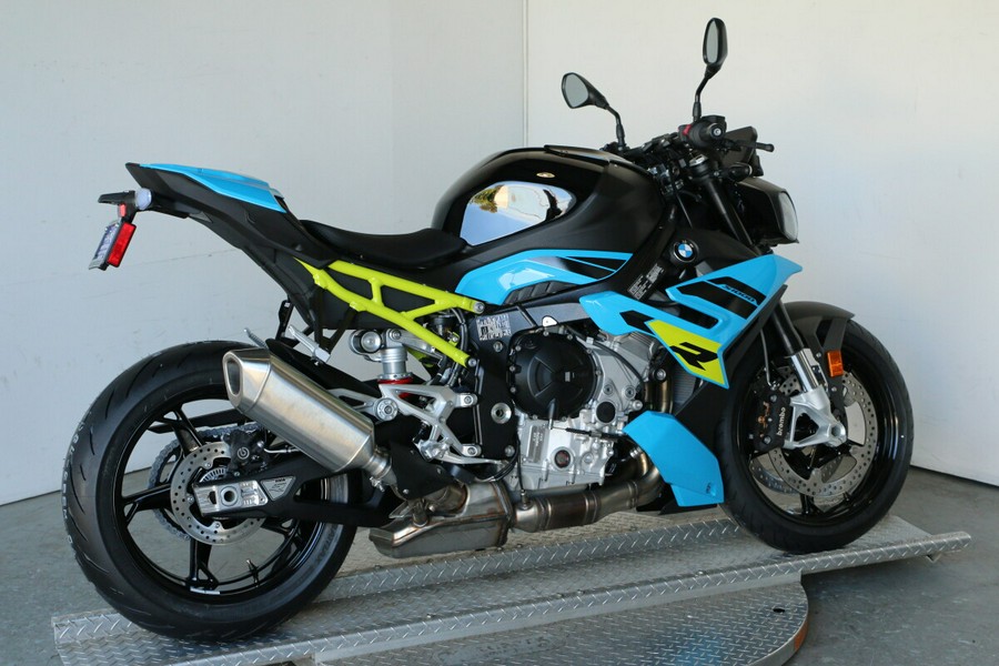 2026 BMW S 1000 R