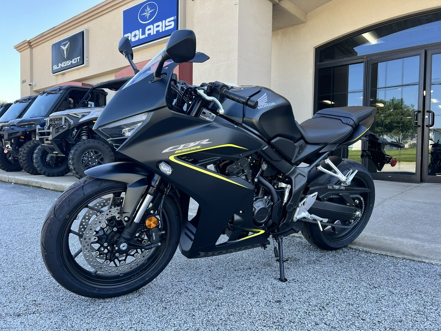2026 Honda CBR650R E-Clutch