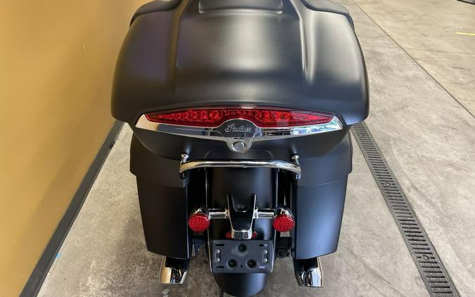 2020 Indian Motorcycle® Roadmaster® Dark Horse® Thunder Black Smoke