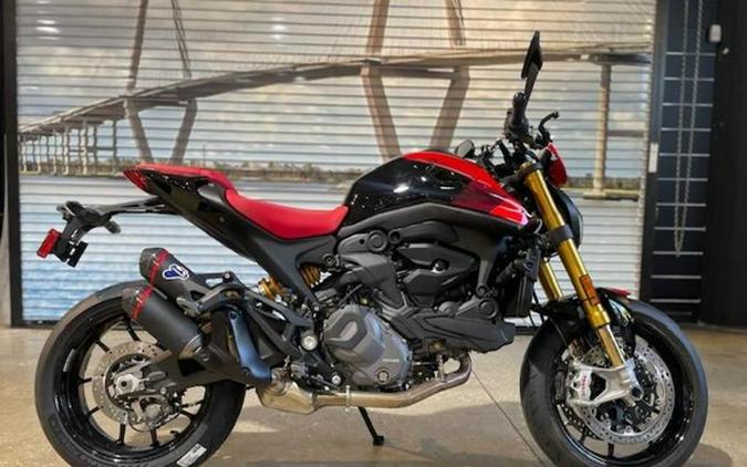 2024 Ducati Monster Plus Aviator Grey