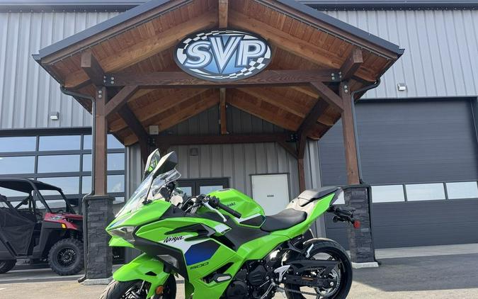 2026 Kawasaki Ninja® 500 SE ABS