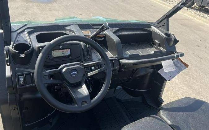 2026 Can-Am® Defender HD7