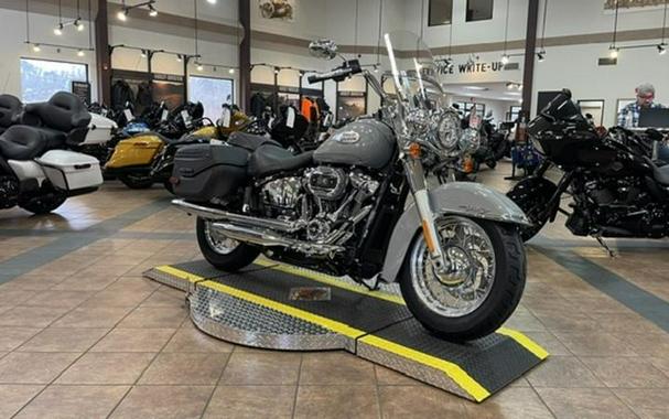 2024 Harley-Davidson® FLHCS - Heritage Classic