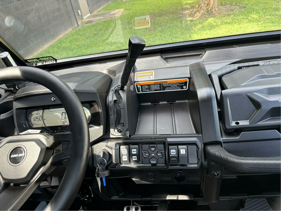 2025 Can-Am Defender X mr HD10 Wildland Camo