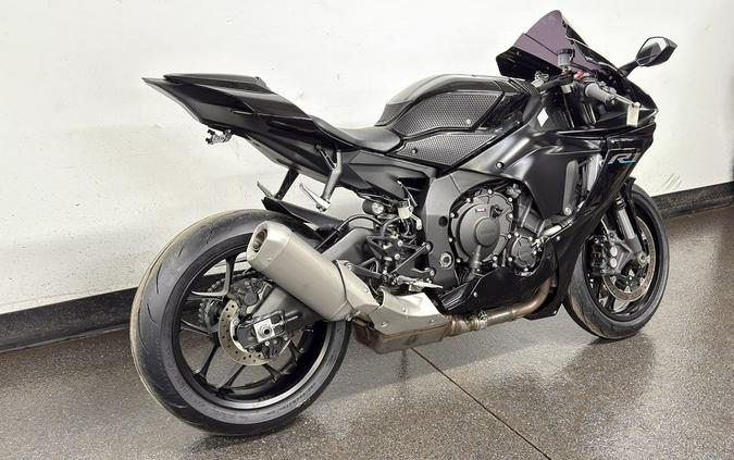 2023 Yamaha YZF-R1