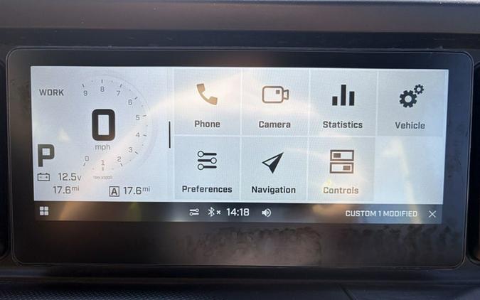 2026 Can-Am Defender MAX XT HD11 With 10.25 In.Display