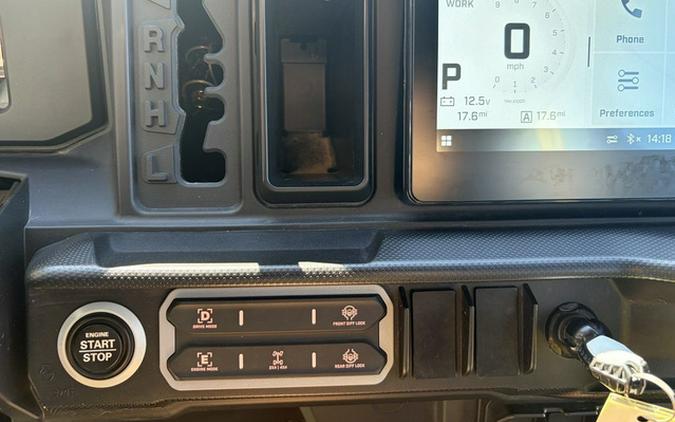 2026 Can-Am Defender MAX XT HD11 With 10.25 In.Display