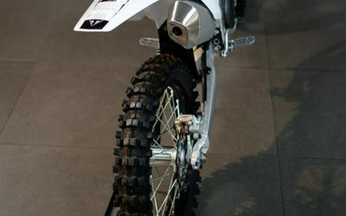 2026 Triumph TF 250-X Jet Black/Pure White