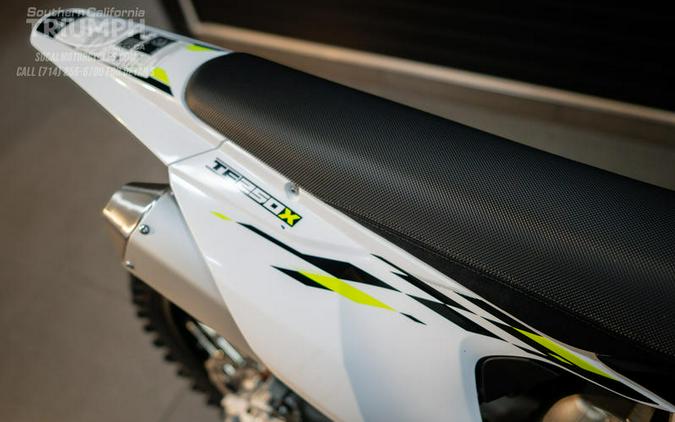 2026 Triumph TF 250-X Jet Black/Pure White