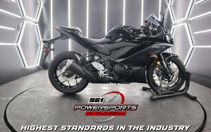 2022 Yamaha R3
