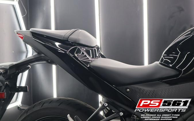 2022 Yamaha Marine R3
