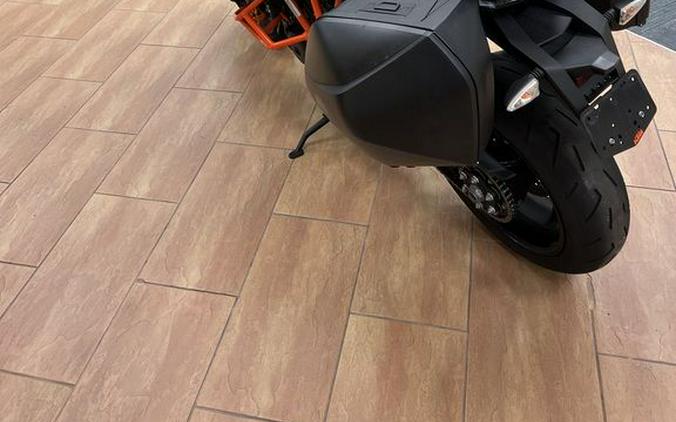 2023 KTM 1290 Super Duke GT