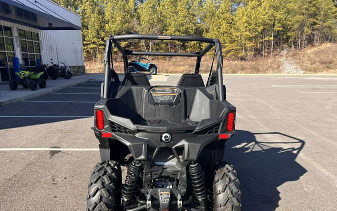 2026 Can-Am Maverick Trail DPS 700