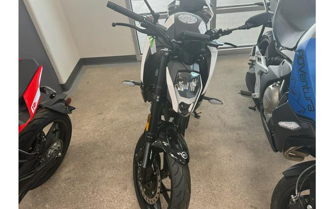 2024 CFMOTO CF MOTO 300NK NEBULA WHITE
