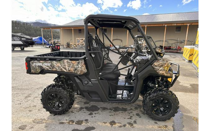 2024 Can-Am Defender XT HD10