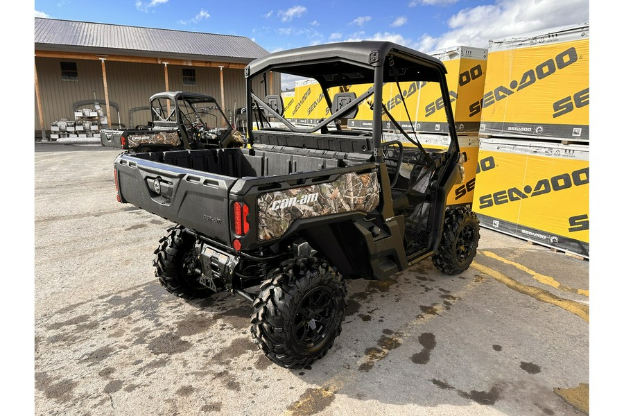 2024 Can-Am Defender XT HD10