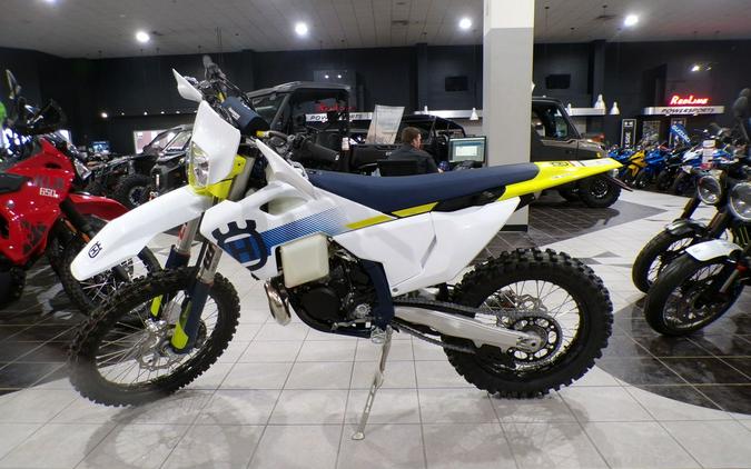 2024 Husqvarna TE 300 Pro First Look [9 Fast Facts]