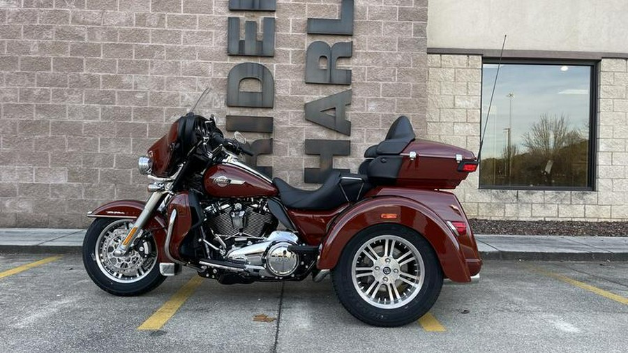 2024 Harley-Davidson® FLHTCUTG - Tri Glide® Ultra