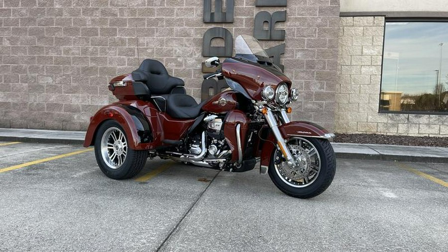 2024 Harley-Davidson® FLHTCUTG - Tri Glide® Ultra