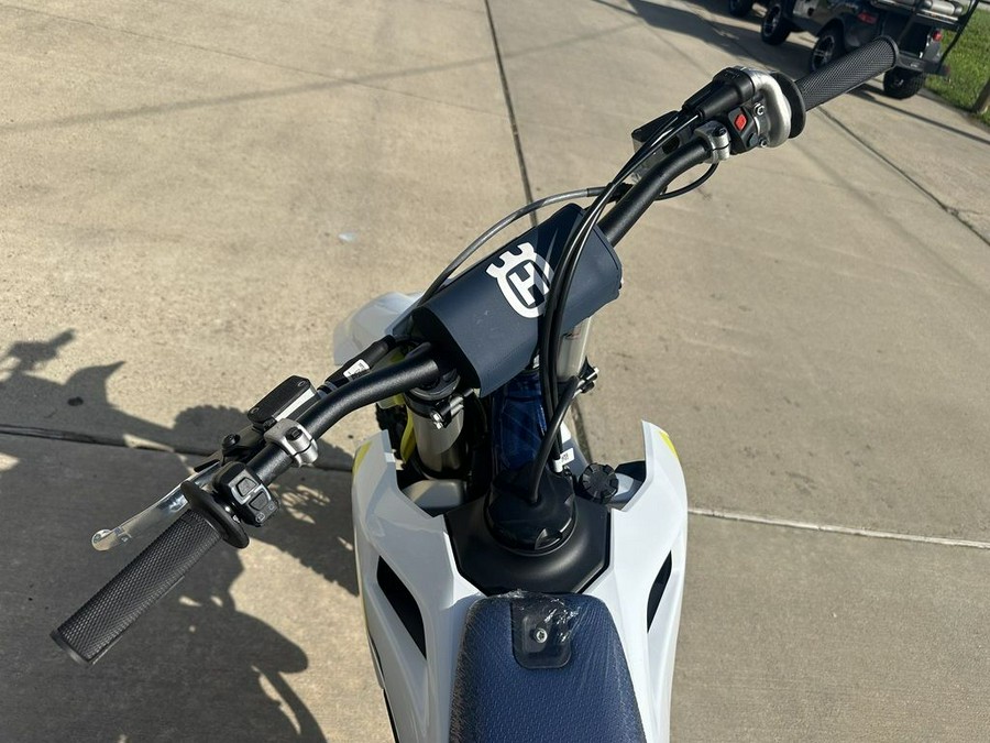 2025 Husqvarna® FC 450