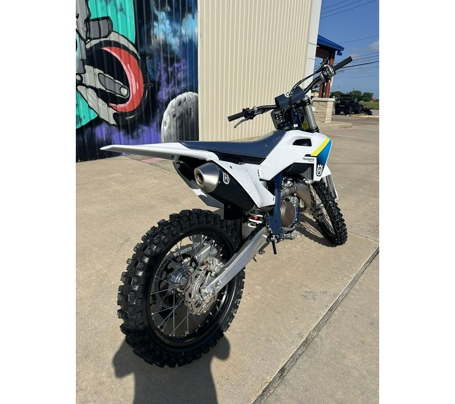 2025 Husqvarna® FC 450