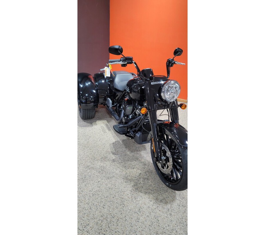 FLRT 2025 Freewheeler®