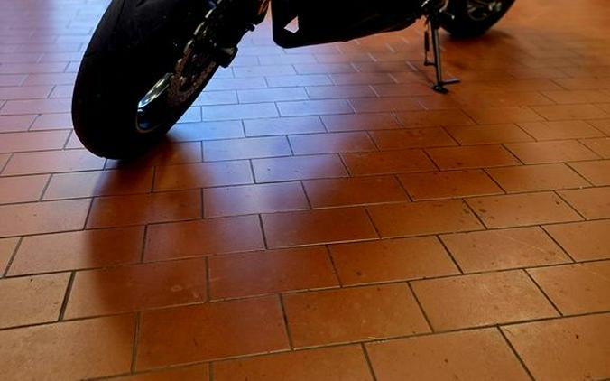 2024 Kawasaki Ninja® 650 ABS Metallic Covert Green/Metallic Spark Black