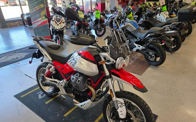 2025 Moto Guzzi V85 TT