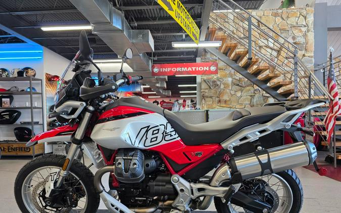 2025 Moto Guzzi V85 TT