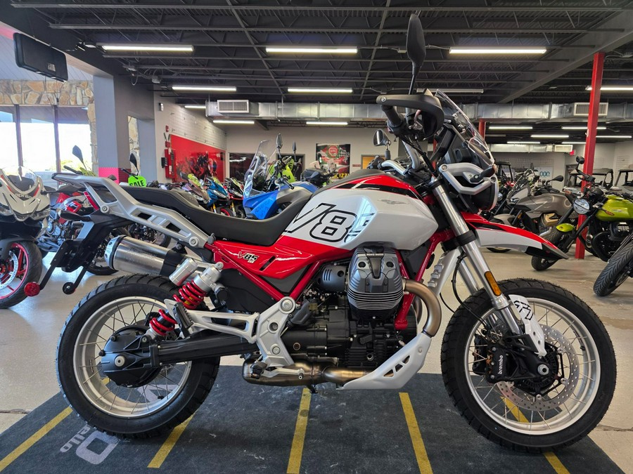 2025 Moto Guzzi V85 TT