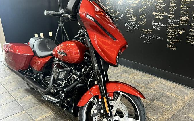 FLHX 2025 Street Glide™