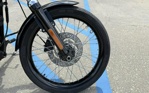 2011 Harley-Davidson® Blackline®