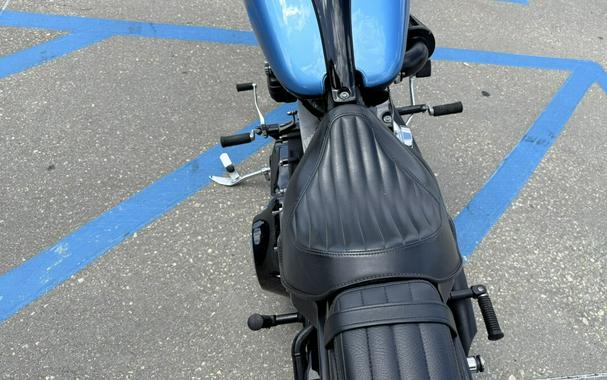 2011 Harley-Davidson® Blackline®