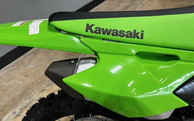 2027 Kawasaki KLX®140R F