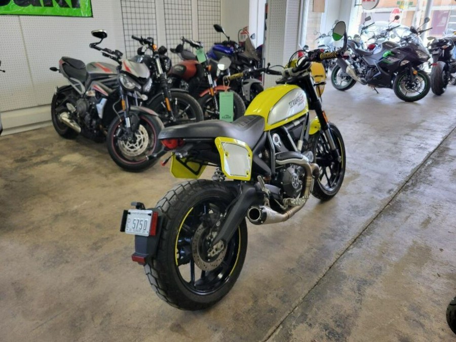 2016 Ducati Scrambler Flat Track Pro