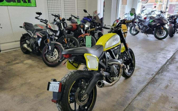 2016 Ducati Scrambler Flat Track Pro