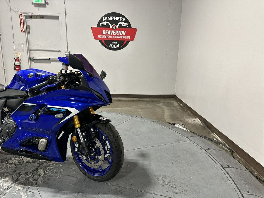 2025 Yamaha YZF R7