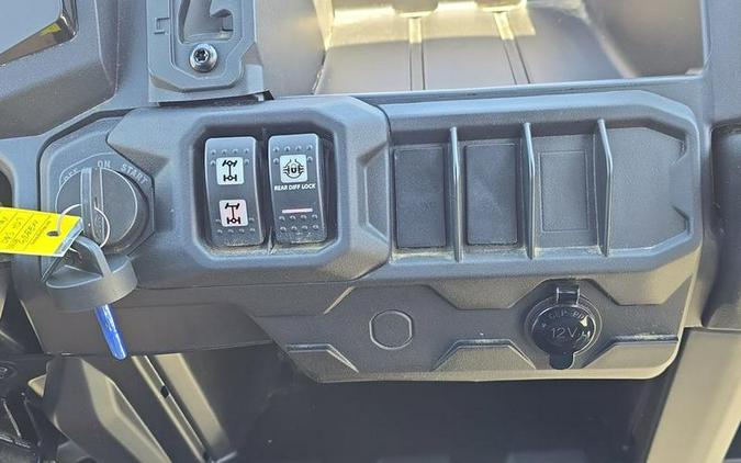 2026 Can-Am® Defender MAX DPS HD7 Compass Green