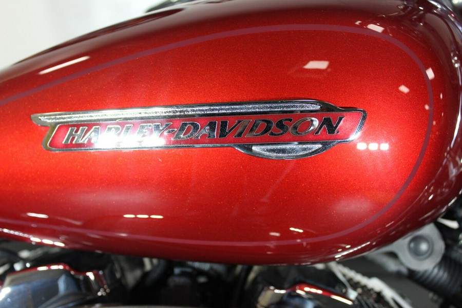 2008 Harley-Davidson® XL1200C 1200 Custom