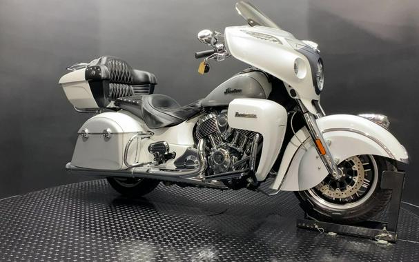 2019 Indian Motorcycle® Roadmaster® Pearl White / Star Silver