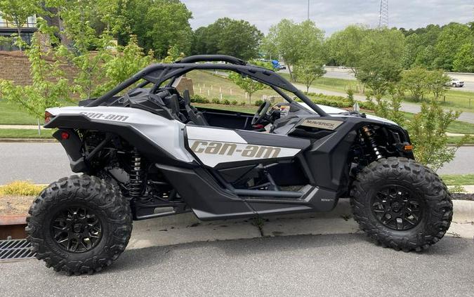 2024 Can-Am® Maverick X3 DS Turbo RR Catalyst Gray