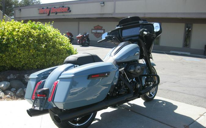 2024 Harley-Davidson Street Glide® Sharkskin Blue - Black Finish