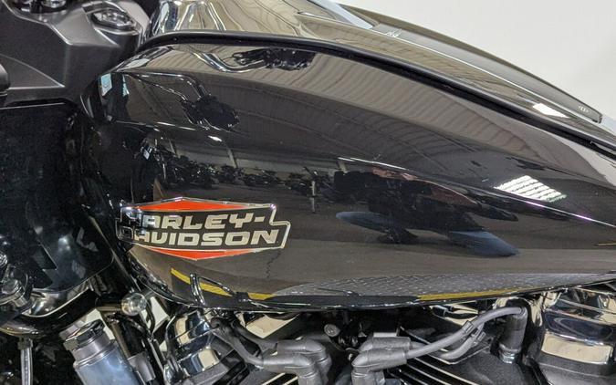 2025 Harley-Davidson Road Glide® Vivid Black Trim Chrome