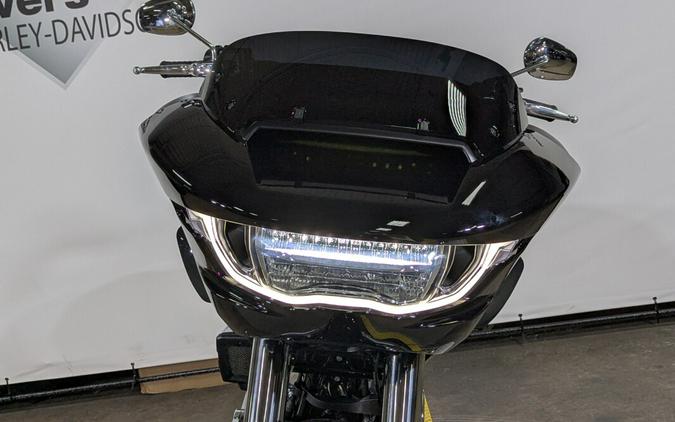 2025 Harley-Davidson Road Glide® Vivid Black Trim Chrome