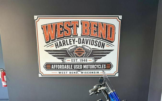 2026 Harley-Davidson Heritage Classic Midnight Ember w/Laced Wheels