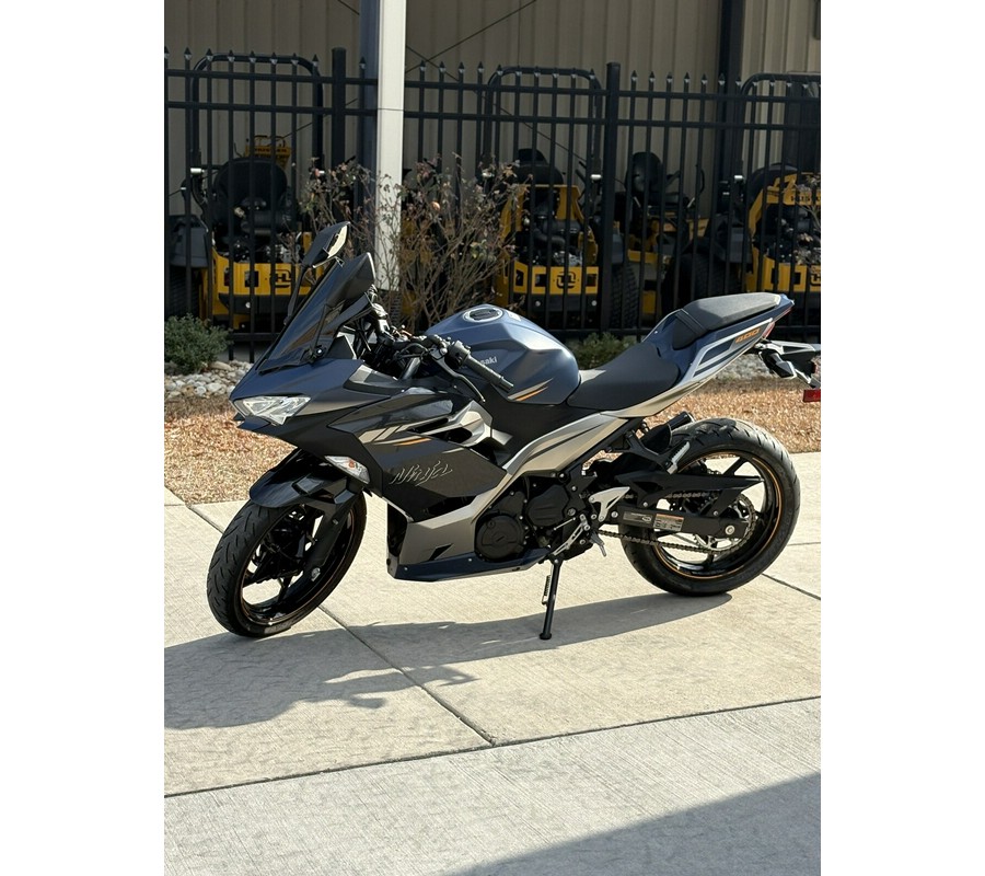 2023 KAWASAKI NINJA 400 ABS - DAM1894