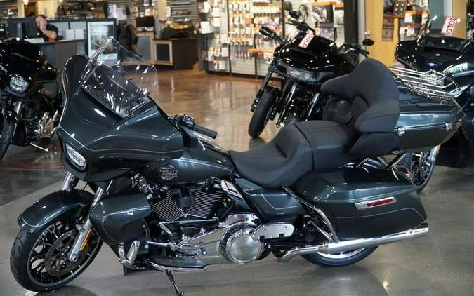 2026 Harley-Davidson® FLHXL - Street Glide® Limited