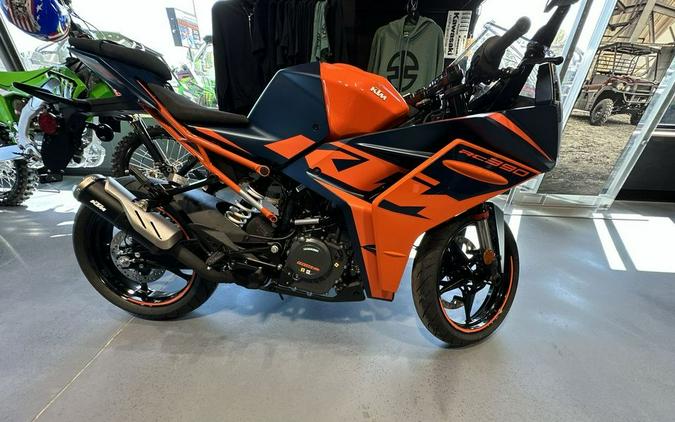 2023 KTM RC 390